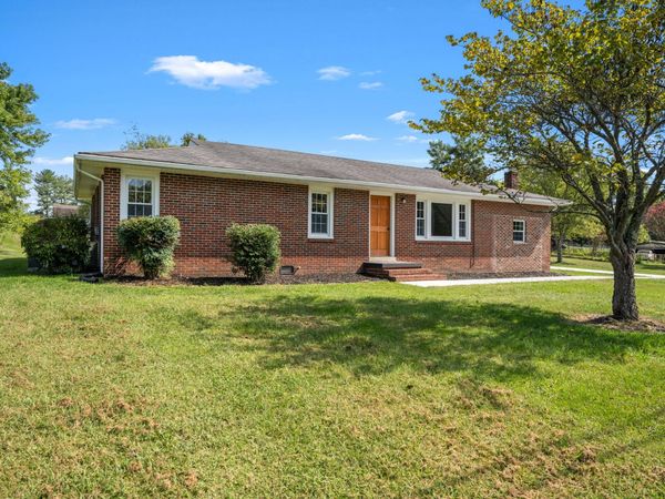 210 Rigney Dr , Manchester, TN 37355