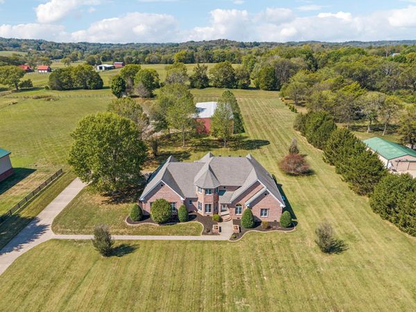 149 Upper Station Camp Crk Rd , Gallatin, TN 37066