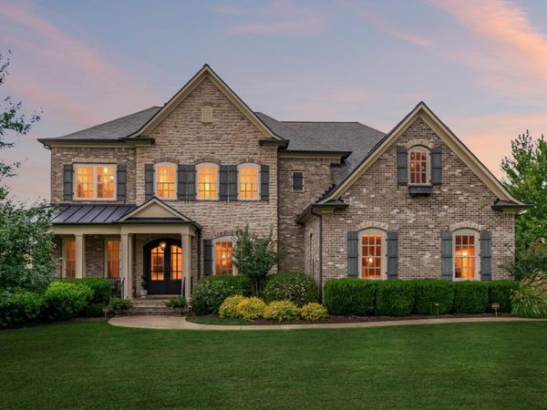 1803 Lowndes Ln , Brentwood, TN 37027