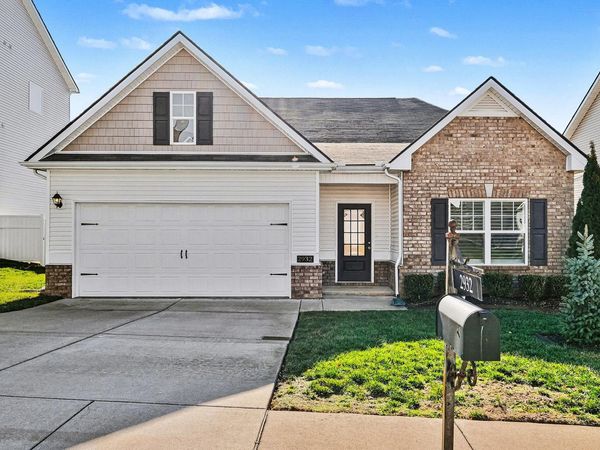 2932 Timewinder Way , Columbia, TN 38401