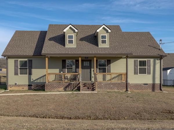 101 Bulldawg Trl , Cornersville, TN 37047