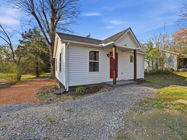 903 Curtis St , Paris, TN 38242