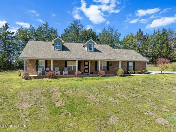 639 Gateway Lane , Seymour, TN 37865