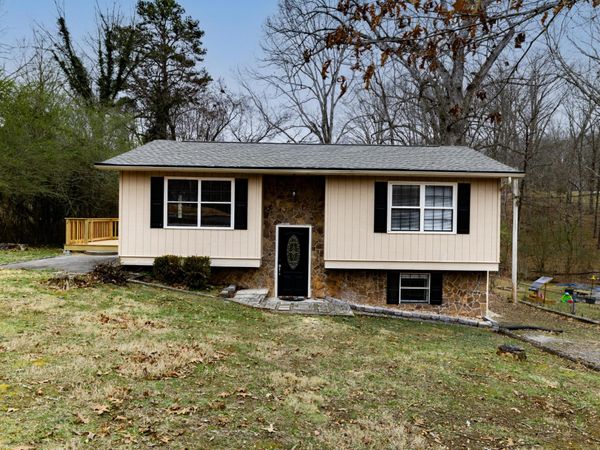 806 Towanda Trail , Athens, TN 37303
