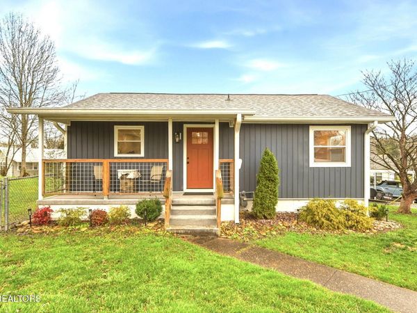 110 Parma Rd, Oak Ridge, TN 37830