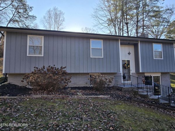 216 Reagan St, Harrogate, TN 37752