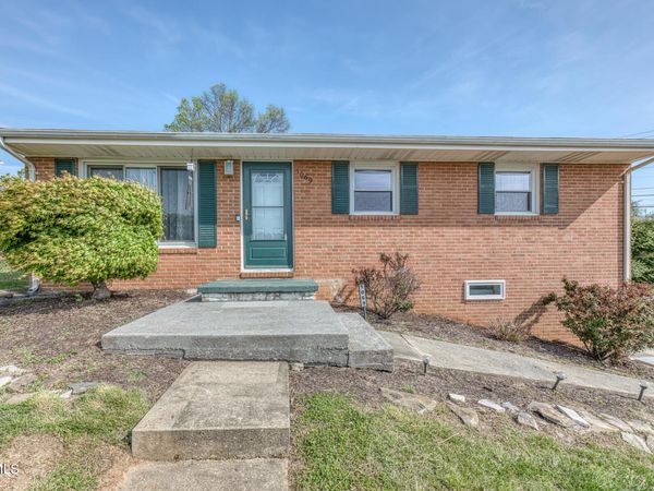 1069 Jessie Lane, Church Hill, TN 37642