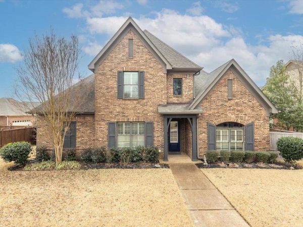 1685 JENNINGS MILL LN W, Collierville, TN 38017