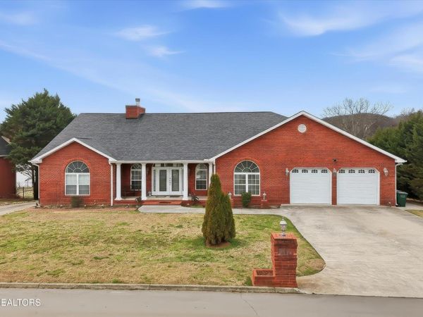1849 River Vista Circle , Sevierville, TN 37876