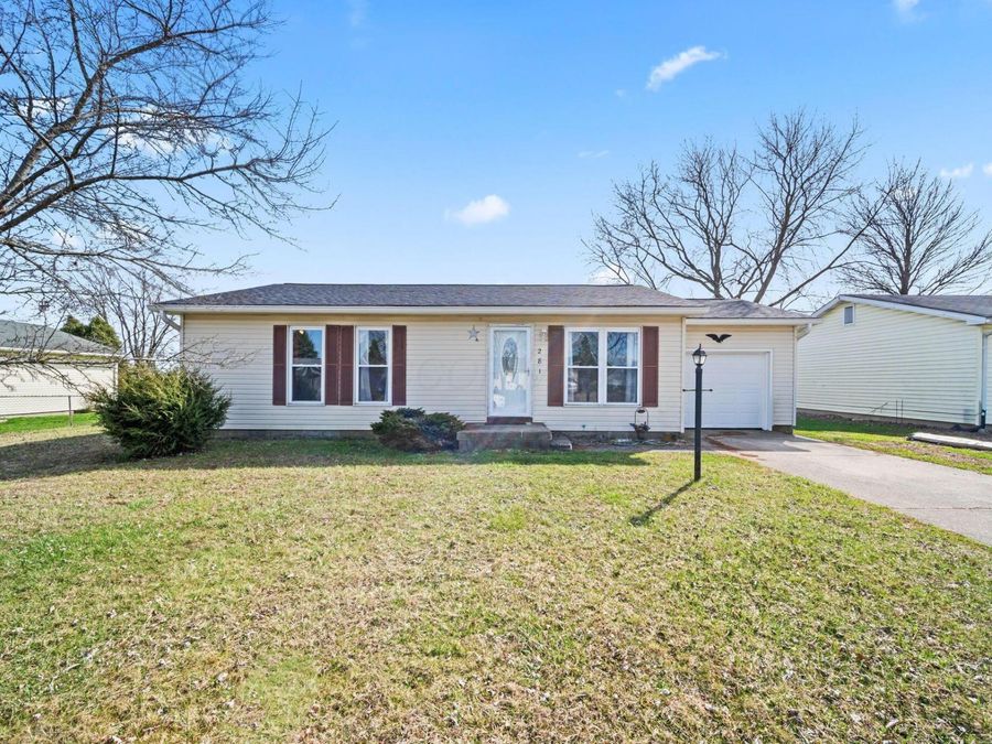 281 Woodsview Drive , Jeffersonville, OH 43128 Photo 1