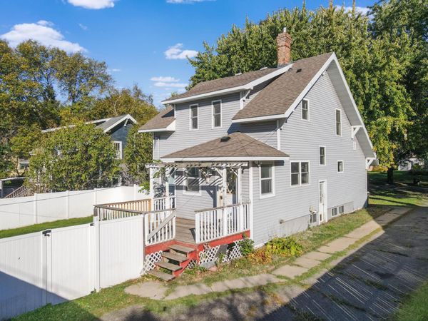 210 2nd Avenue SE, Glenwood, MN 56334