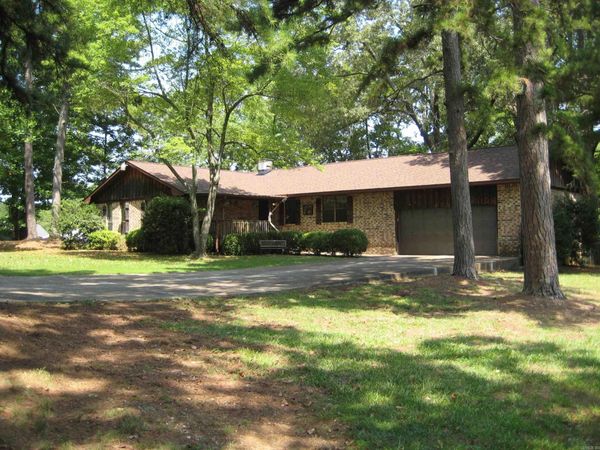 901 Hastey , Mena, AR 71953