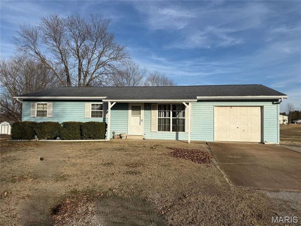 702 Eastside Drive , Evansville, IL 62242
