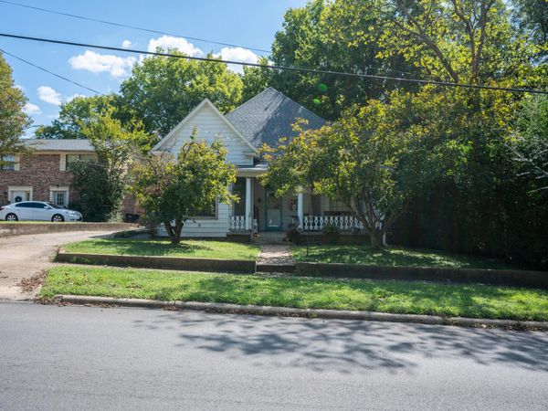 928 E Main Street, Batesville, AR 72501
