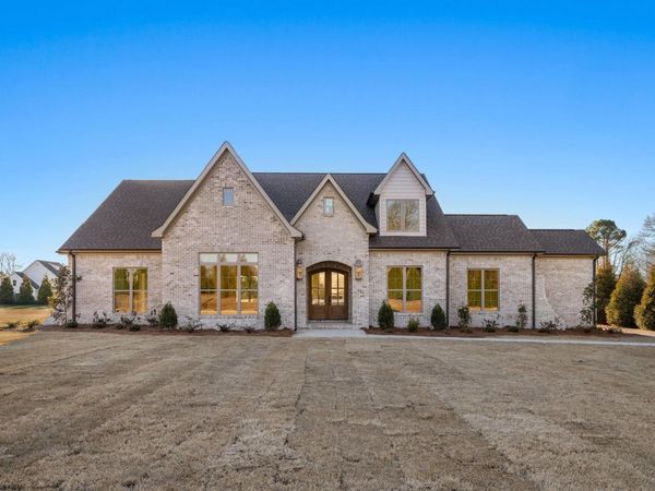 106 Randal Ln, Florence, AL 35633