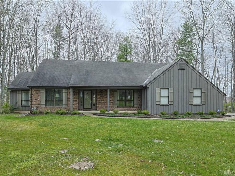 866 Cedar Drive, Miami Township, OH 45140 Photo 1