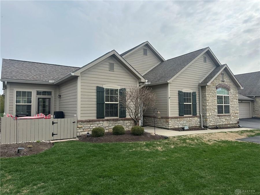 7050 Creekside Circle, Mad River Township, OH 45324 Photo 1