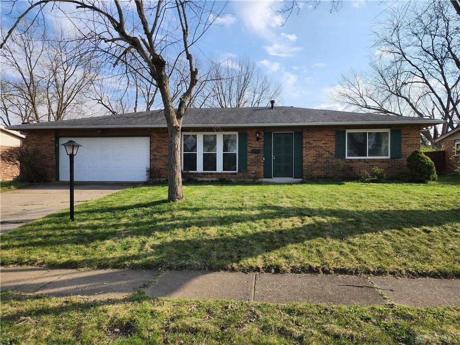 313 Highland Drive, Englewood, OH 45322 Photo 1