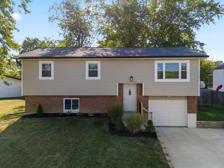 299 Lombard Road , Columbus, OH 43228 Photo 1