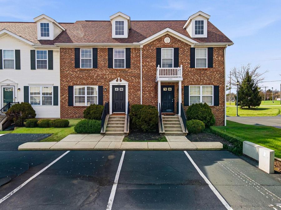 1151 Kinneton , Columbus, OH 43228 Photo 1