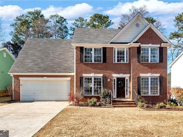1115 Lake Lucerne Road SW, Lilburn, GA 30047