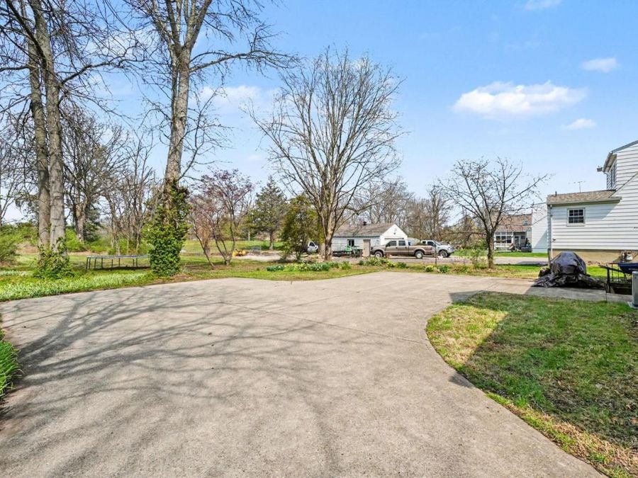 282 W Kemper Road, Springdale, OH 45246 Photo 25