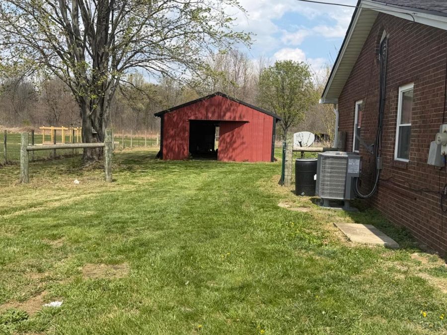 1501 Starling Road, Clark Township, OH 45106 Photo 5