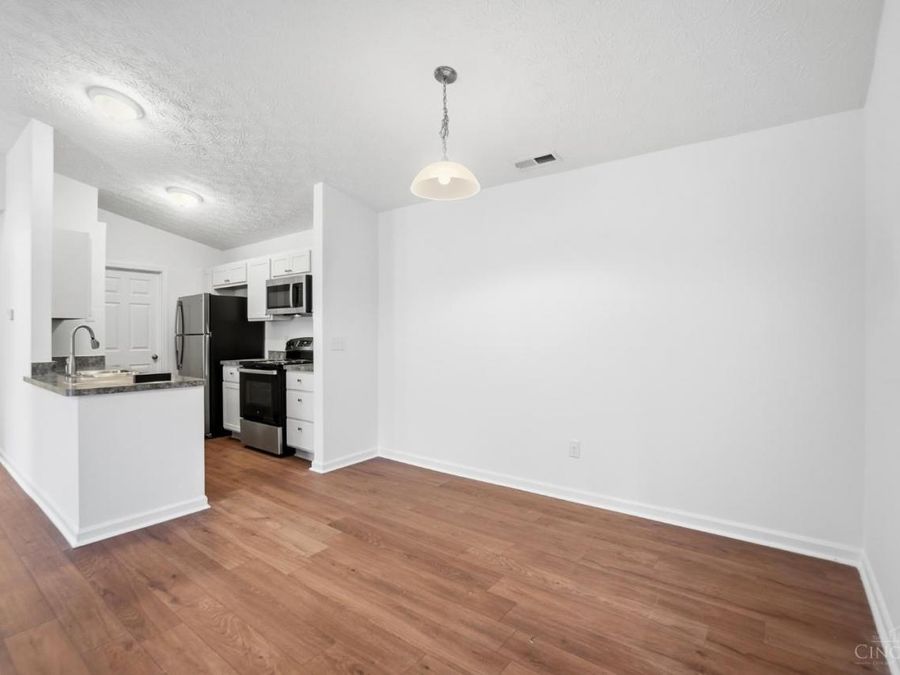 220 Carrington Lane, Unit 311, Loveland, OH 45140 Photo 10