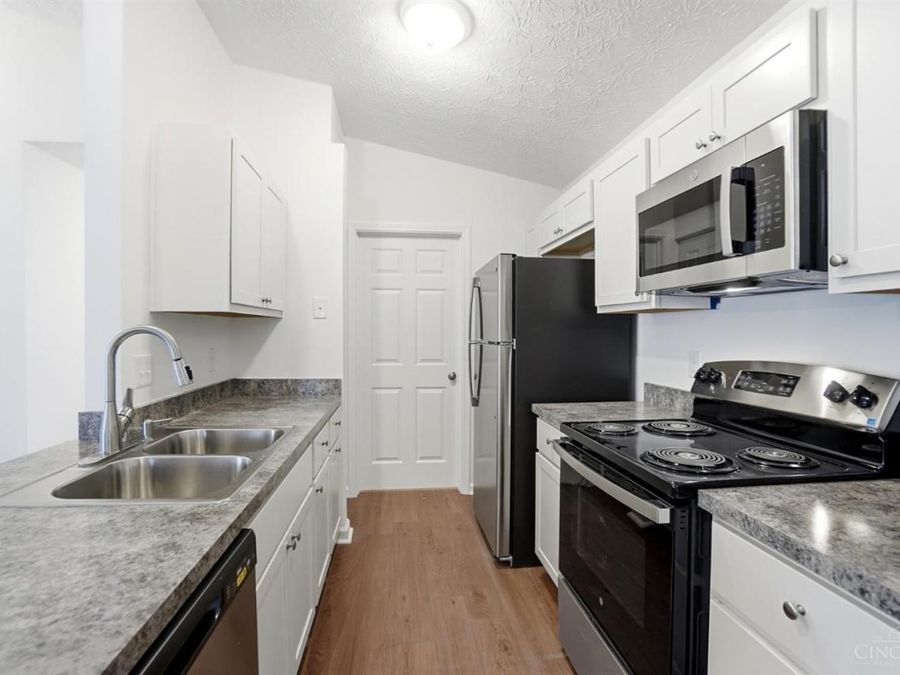 220 Carrington Lane, Unit 311, Loveland, OH 45140 Photo 13