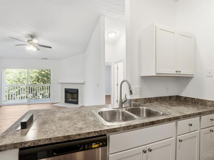 220 Carrington Lane, Unit 311, Loveland, OH 45140 Photo 14