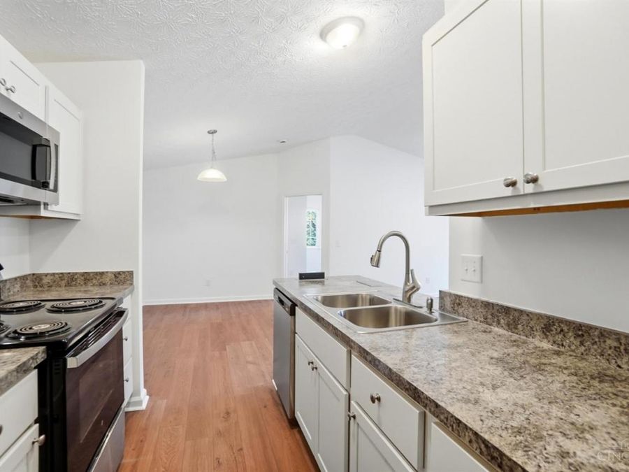 220 Carrington Lane, Unit 311, Loveland, OH 45140 Photo 17