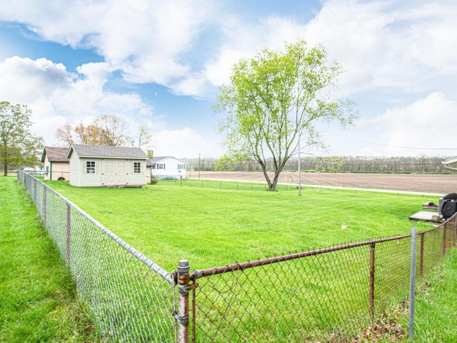 9500 Arnett Drive, Jefferson Township, OH 45347 Photo 2