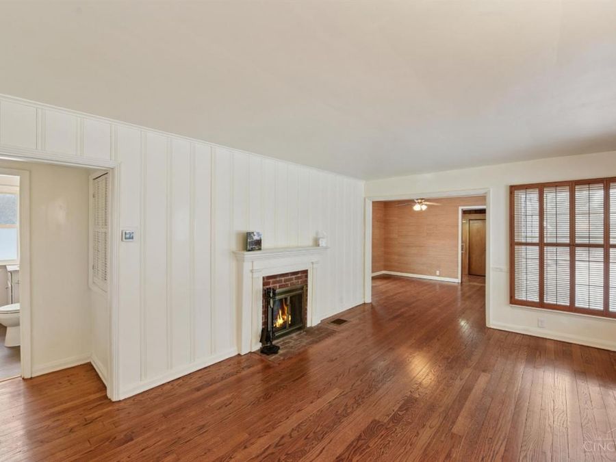 335 Albion Avenue, Glendale, OH 45246 Photo 2