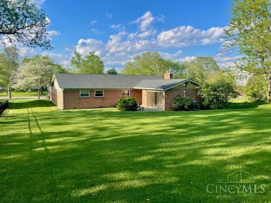 1247 Waycross Road, Forest Park, OH 45240 Photo 2