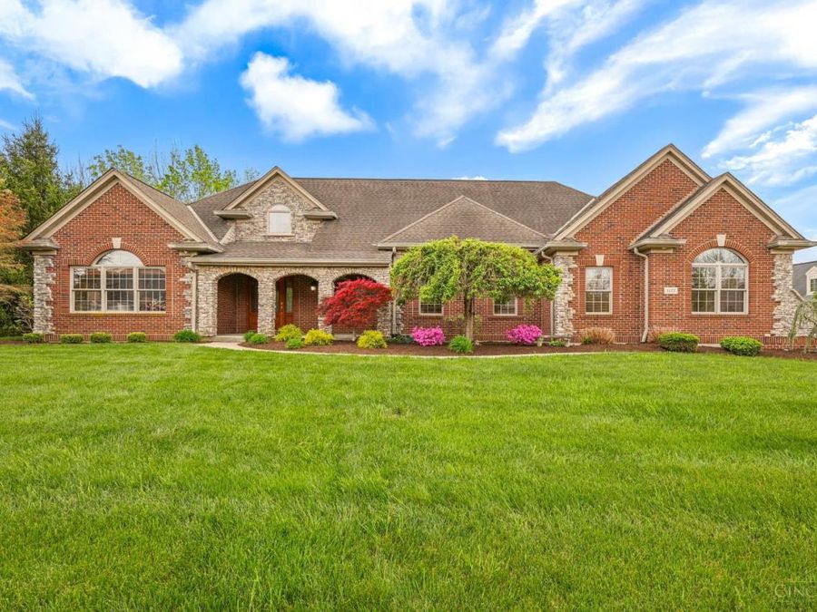 1177 Lake Trail Drive, Cincinnati, OH 45233 Photo 1