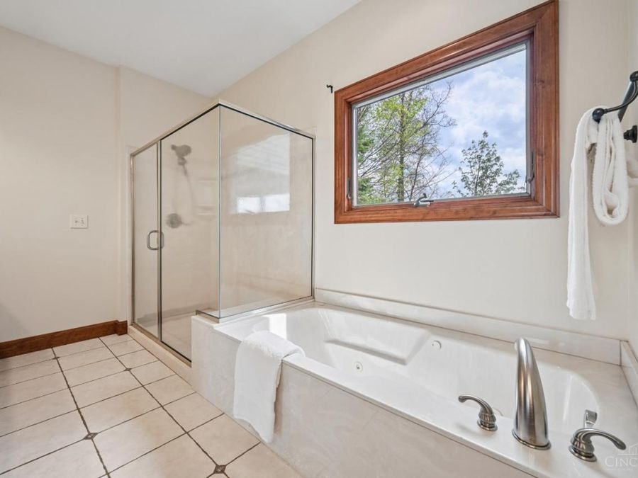 1177 Lake Trail Drive, Cincinnati, OH 45233 Photo 19