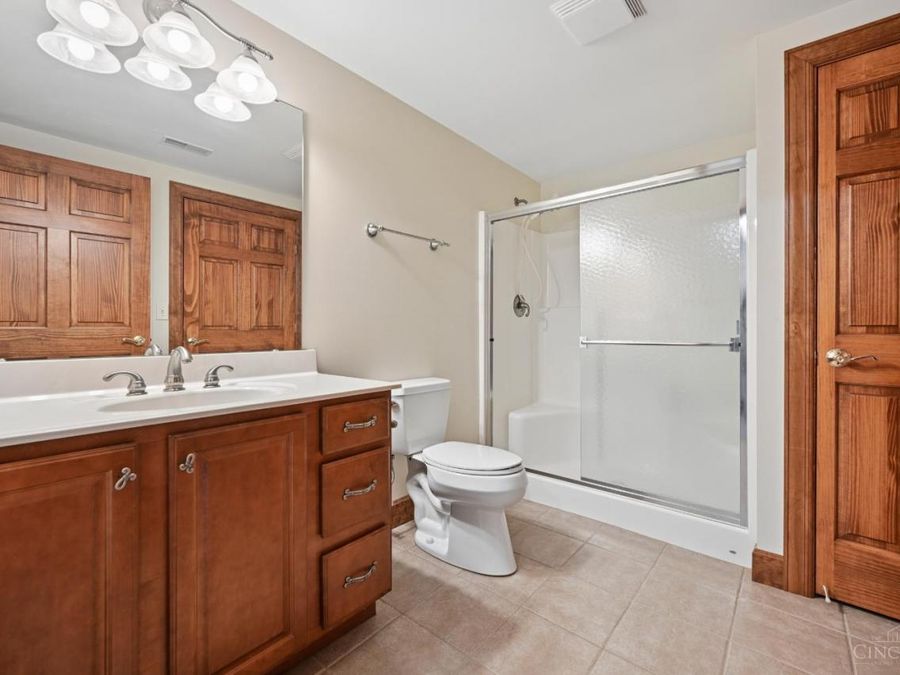 1177 Lake Trail Drive, Cincinnati, OH 45233 Photo 33