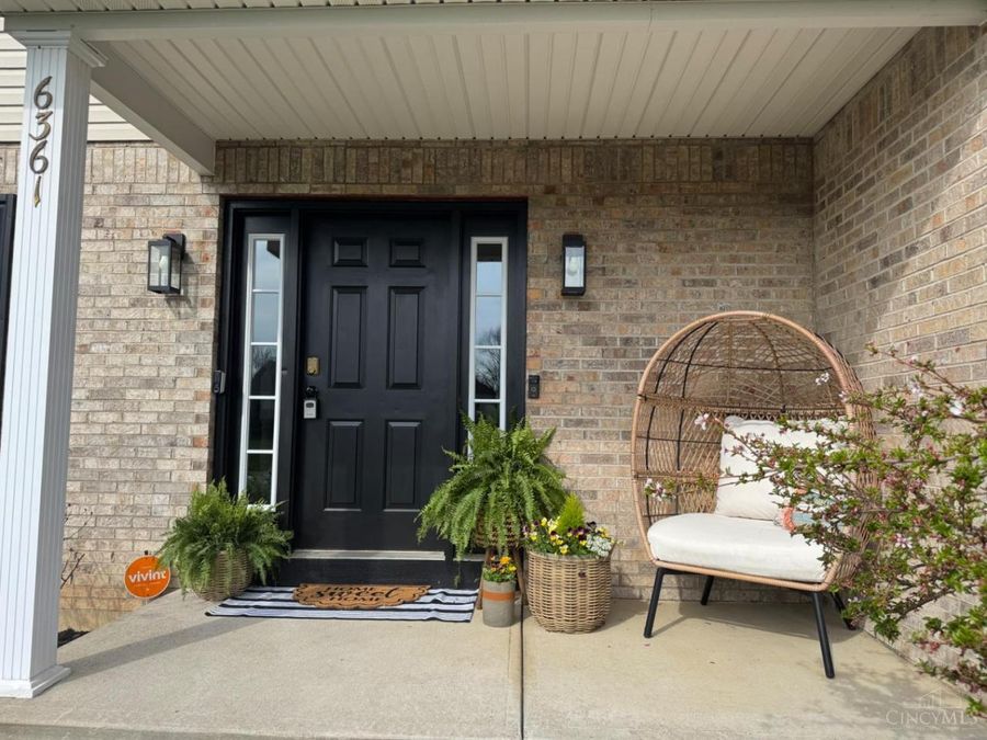 6361 Sterling Woods Drive, Clayton, OH 45315 Photo 6
