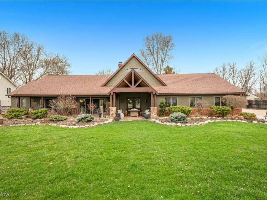 537 Lee Lore Drive , Chippewa Lake, OH 44215 Photo 1