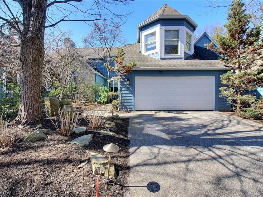 2 Haskell Drive , Bratenahl, OH 44108 Photo 1
