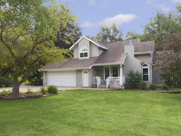 2520 Champlain Street , Ottawa, IL 61350