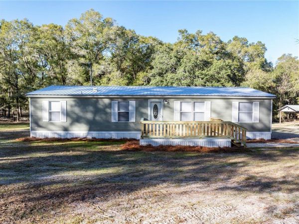 1809 ROSEMARY CIRCLE , BELL, FL 32619