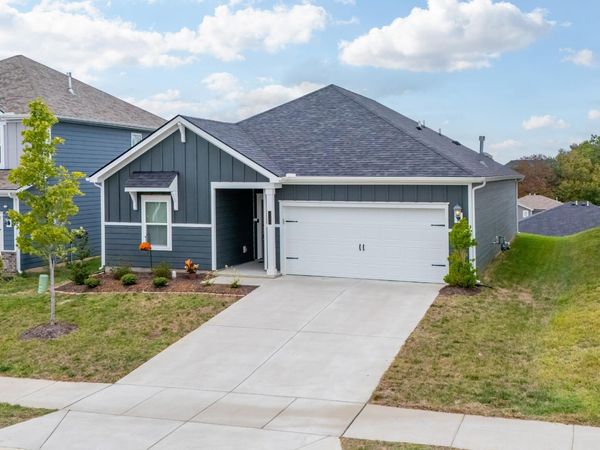 1261 Dutch Peak , Lebanon, TN 37090