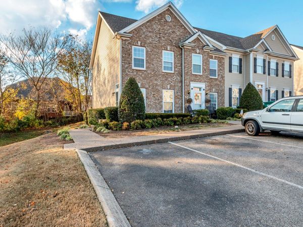 201 Dakota Dr , Spring Hill, TN 37174