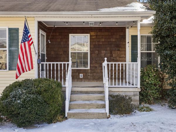 608 Jasmin Dr , Nashville, TN 37211