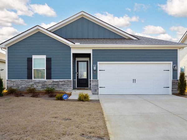 7402 Bendire Loop , Hixson, TN 37343