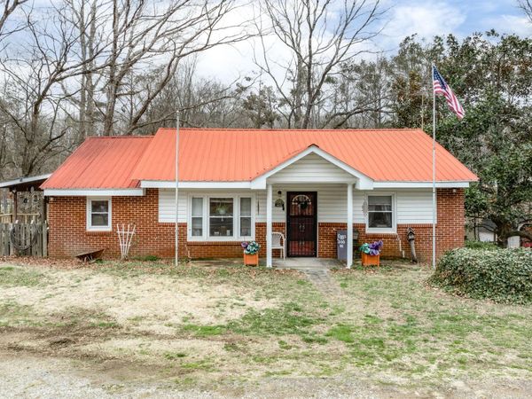 6832 Highway 230 , Lyles, TN 37098