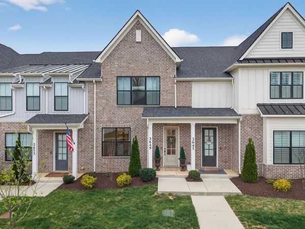 2649 Bramblewood Ln , Thompsons Station, TN 37179