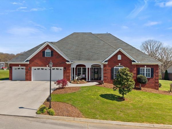 501 Cheyenne Blvd , Lenoir City, TN 37772