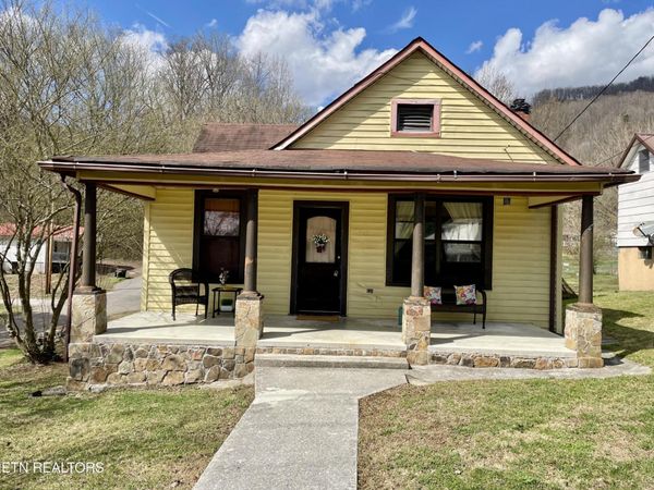 501 E Prospect St , La Follette, TN 37766